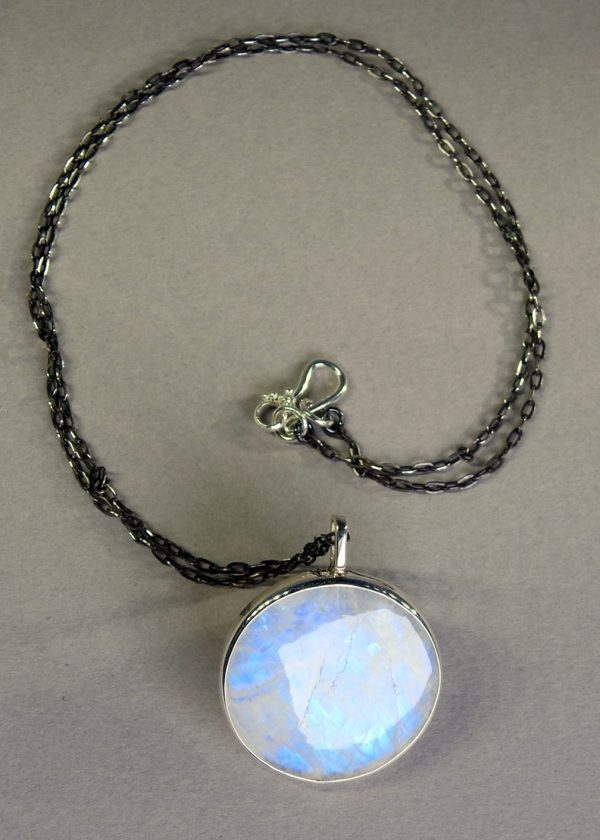 Moonstone Pendant Necklace For Sale