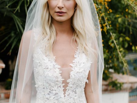 Elizabeth Johns Anais Veil Cheap