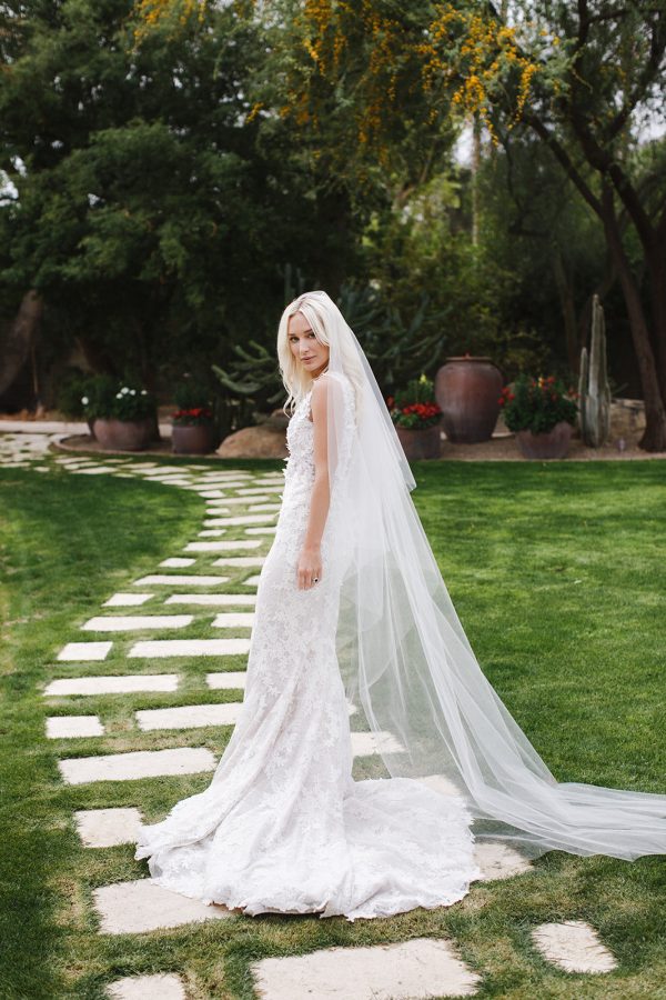 Elizabeth Johns Waterfall Veil Discount