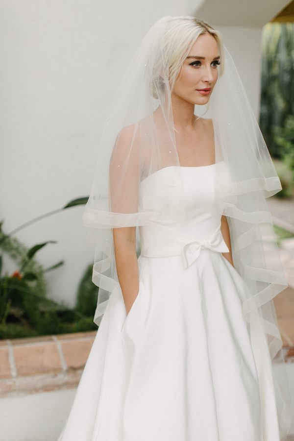 Elizabeth Johns Adrienne Veil Online Hot Sale